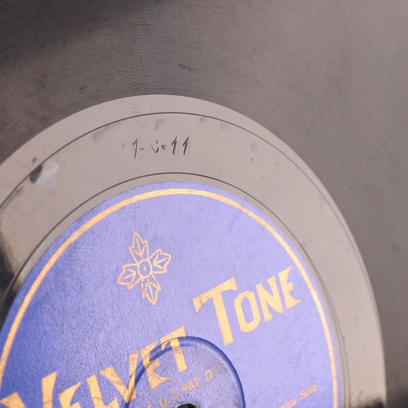 John Hassel Blue Danube Waltz/By The Waters Of Minnetonka 78 rpm Record 1602-V - Picture 12 of 16